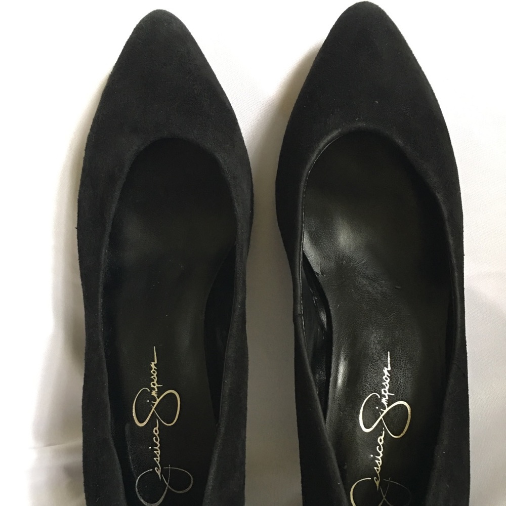 Jessica Simpson Black Suede Low Vamp Heels